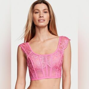 NWT Boho Floral Embroidery Cap-Sleeve Corset Top